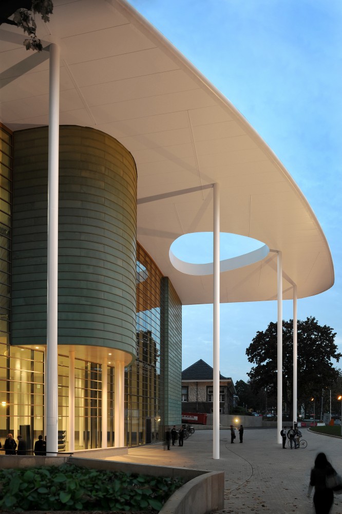 Solvay Brussels School / ART & BUILD ARCHITECT