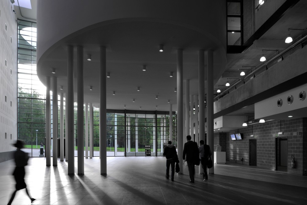Solvay Brussels School / ART & BUILD ARCHITECT