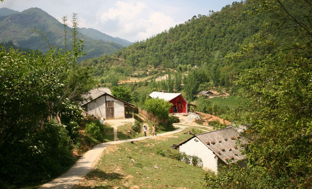 Ta Phin community house / 1+1>2