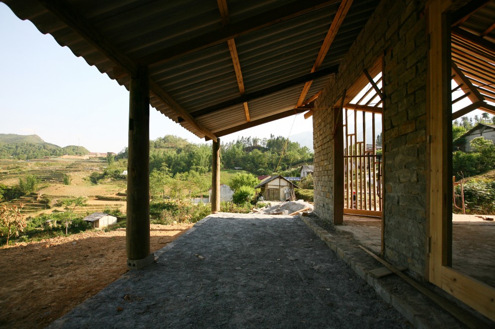 Ta Phin community house / 1+1>2