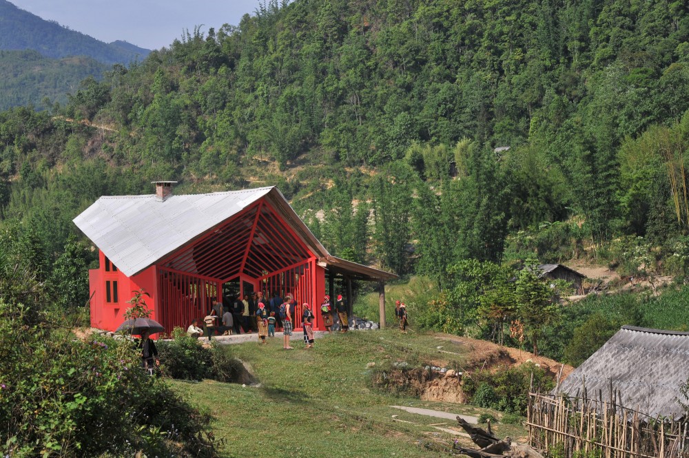 Ta Phin community house / 1+1>2