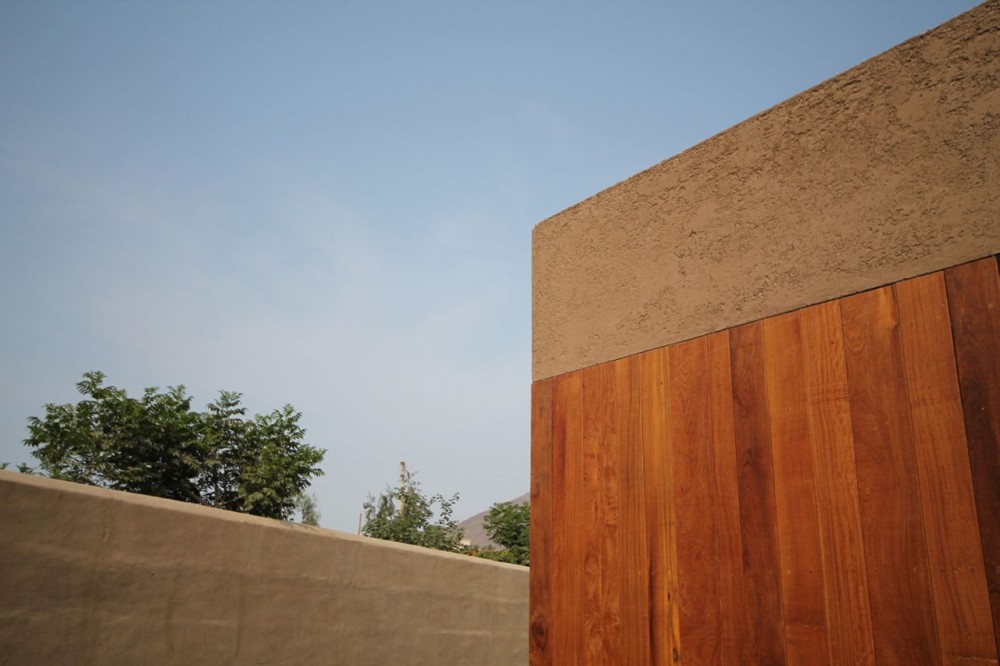 oZs0 House / Martin Dulanto
