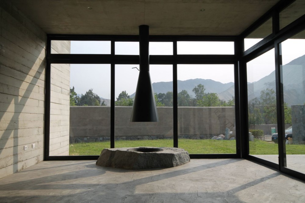 oZs0 House / Martin Dulanto