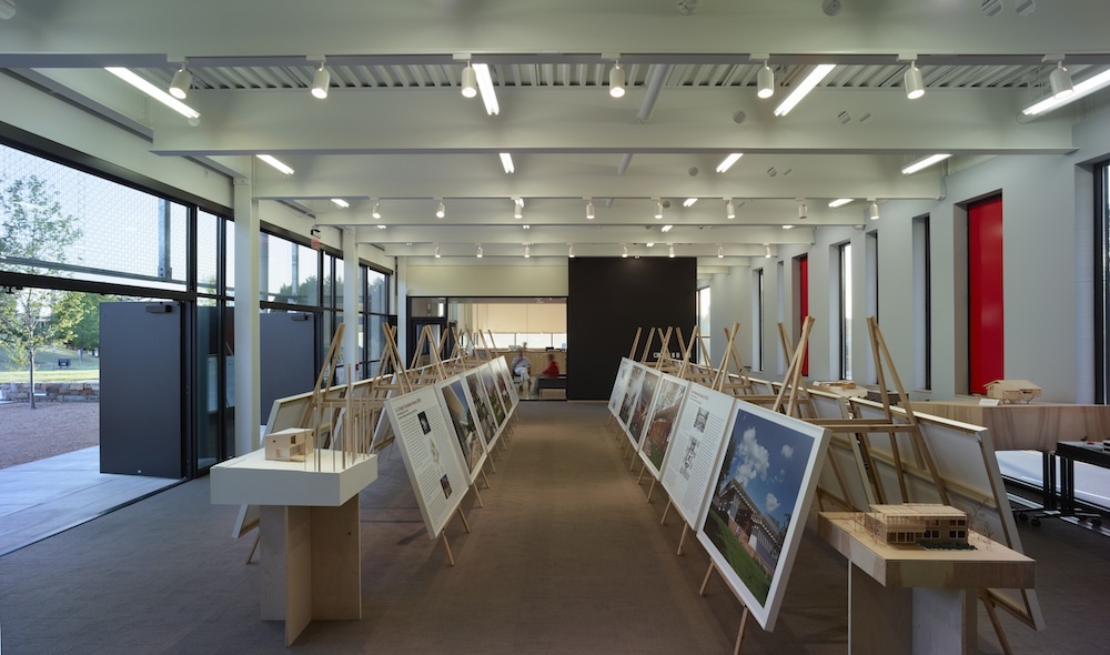 AIANC Center for Architecture and Design / Frank Harmon Architect PA
