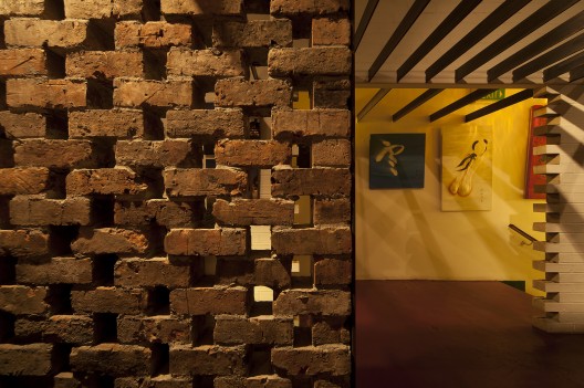 Uchi Lounge 02 / Facet Studio