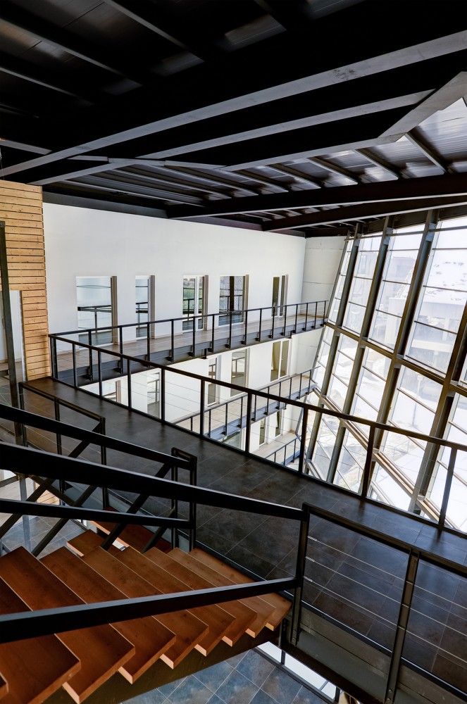 P.S.P Office Building / Olgoo Office