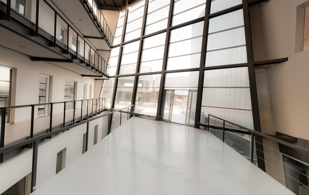 P.S.P Office Building / Olgoo Office
