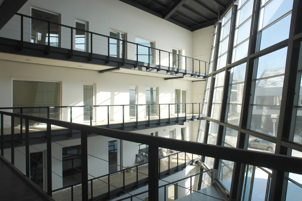 P.S.P Office Building / Olgoo Office