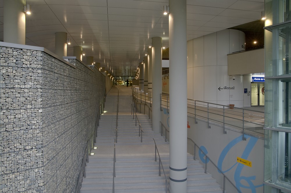 Toulouse Rangueil Hospital / Art&Build Architects