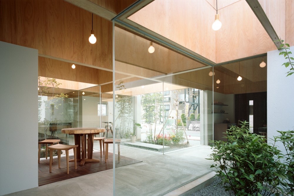 Table Hat / Hiroyuki Shinozaki Architects