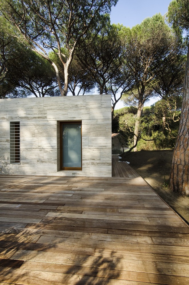 Pinewood of Marina / Massimo Fiorido Associati + sundaymorning