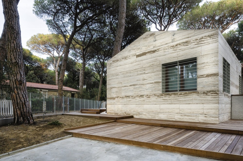Pinewood of Marina / Massimo Fiorido Associati + sundaymorning