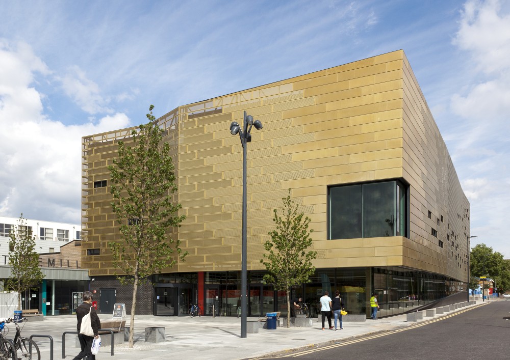 Tidemill Academy and Deptford Lounge / Pollard Thomas Edwards Architects