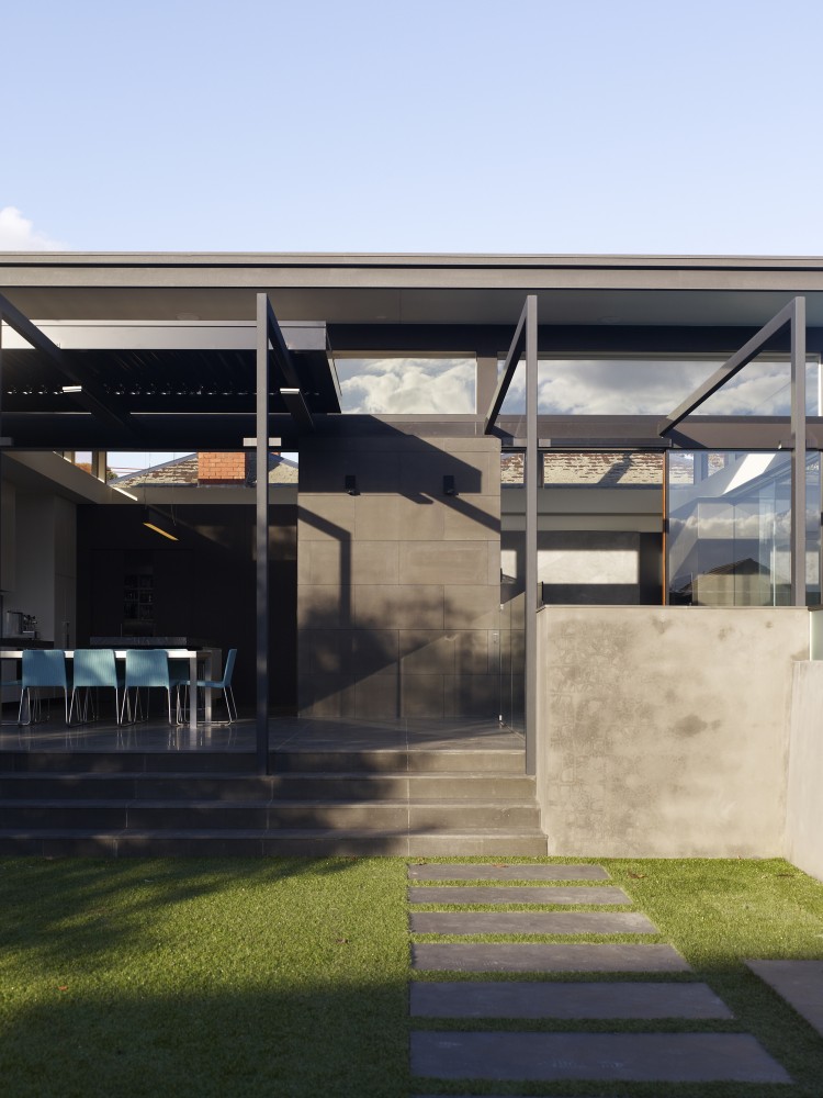 Power Street / Steve Domoney Architecture