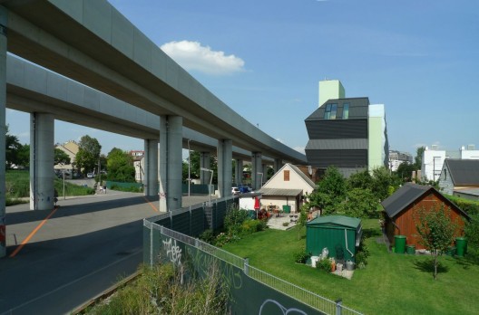 Multi-generational : living at mühlgrund / ARTEC Architekten
