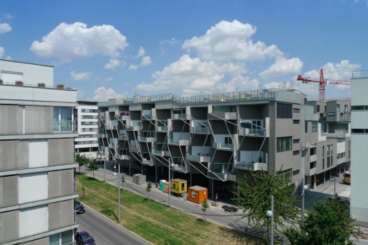 Terrace House Tokiostrasse / ARTEC Architekten
