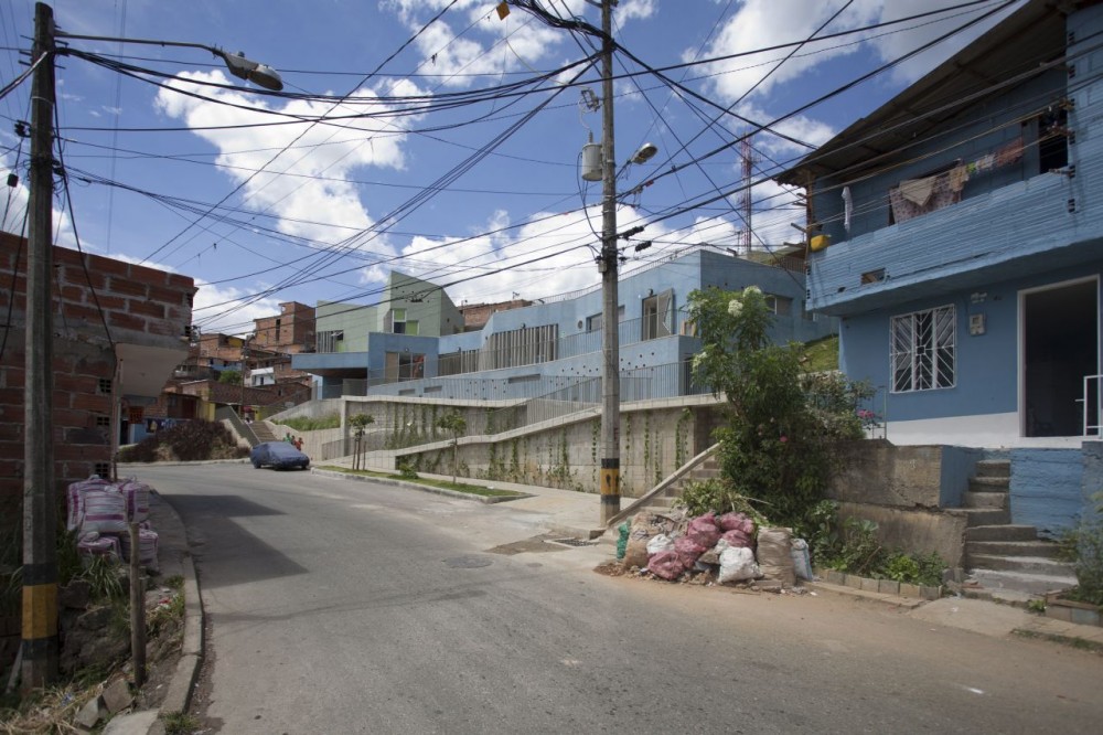 Santo Domingo Savio Kindergarten / Plan B arquitectos