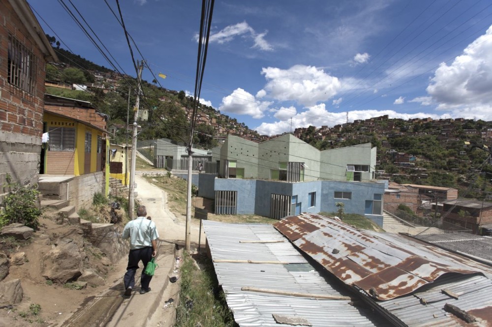 Santo Domingo Savio Kindergarten / Plan B arquitectos