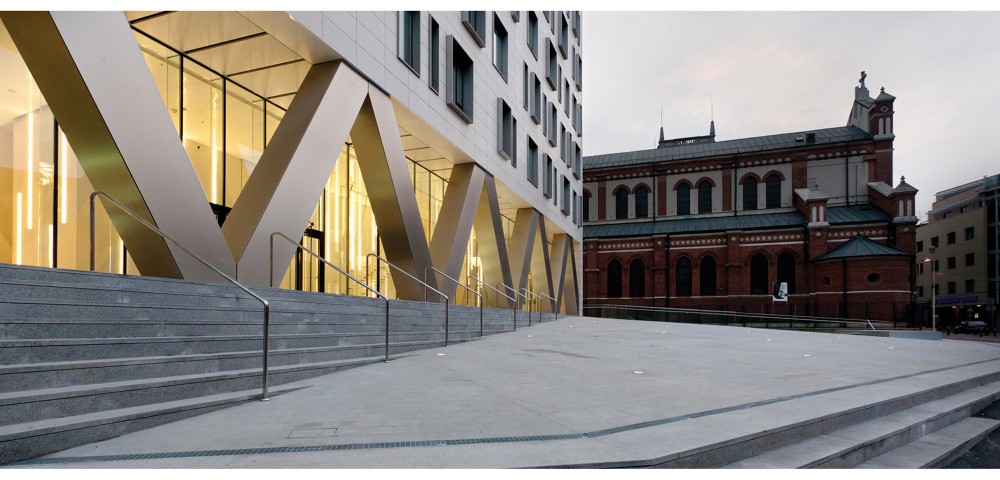 Cathedral Plaza / Westfourth Architecture