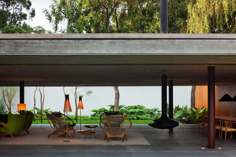 V4 house / Studio mk27 – Marcio Kogan + Renata Furlanetto