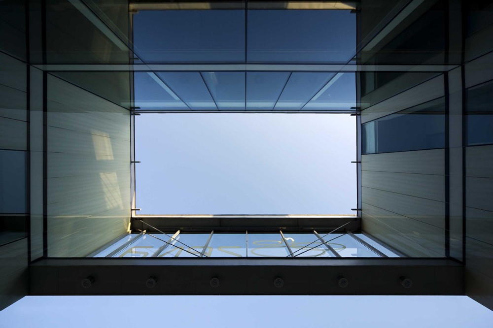 Beauty Center / ZSK Architects
