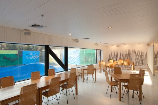 Santa Pizza Mall Sport / 01Arq