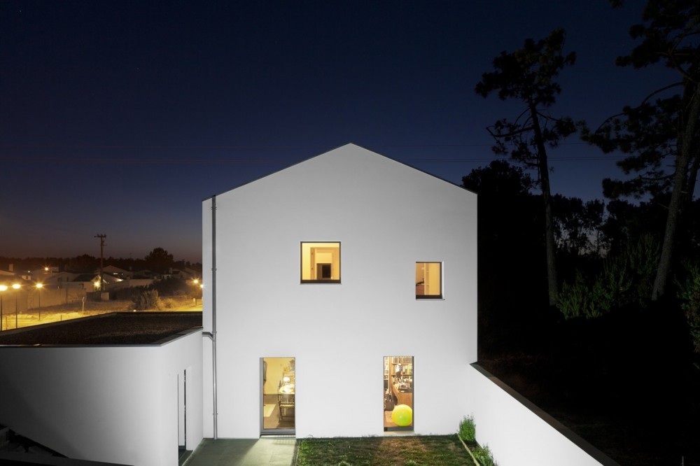 House in Torreira / Nuno Silva