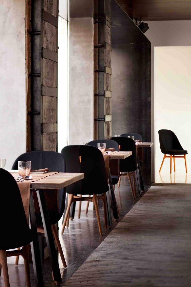 The Waterhouse at South Bund / Neri & Hu