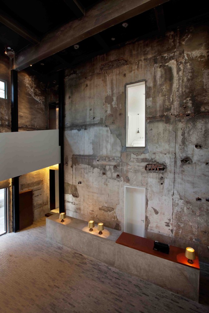 The Waterhouse at South Bund / Neri & Hu