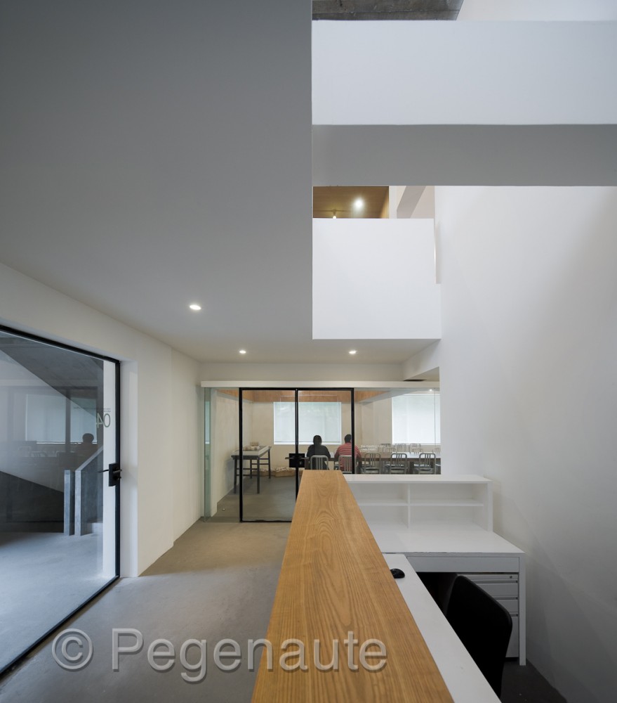 The Black Box / Neri & Hu