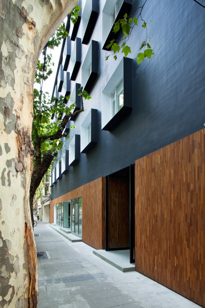 The Black Box / Neri & Hu