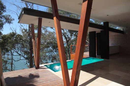 Kangaroo Point House / DMJ Design Studio