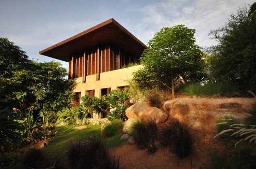 Retreat in the South-Indian Countryside / Mancini