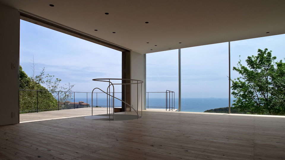 A House in Kisami / Florian Busch Architects