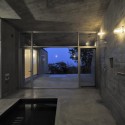 A House in Kisami / Florian Busch Architects A House in Kisami / Florian Busch Architects © Hiroyasu Sakaguchi (AtoZ)
