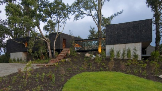 Casa Ranco / elton+léniz arquitectos asociados