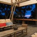 Casa Ranco / elton+léniz arquitectos asociados Casa Ranco / elton+léniz arquitectos asociados © Marcos Mendizabal