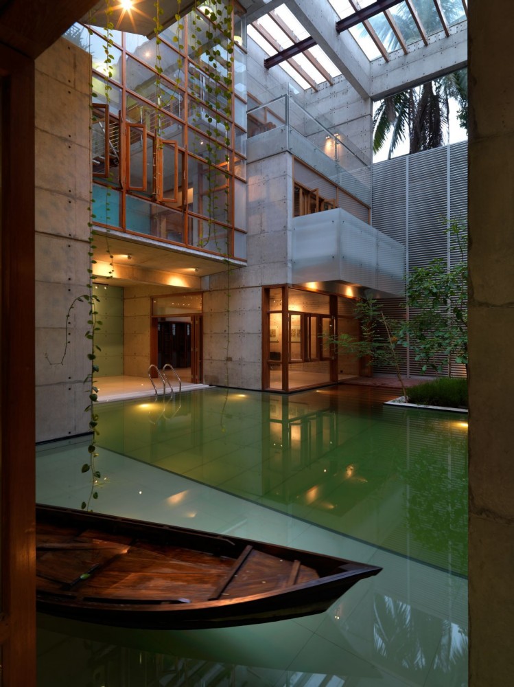 S.A Residence / Shatotto