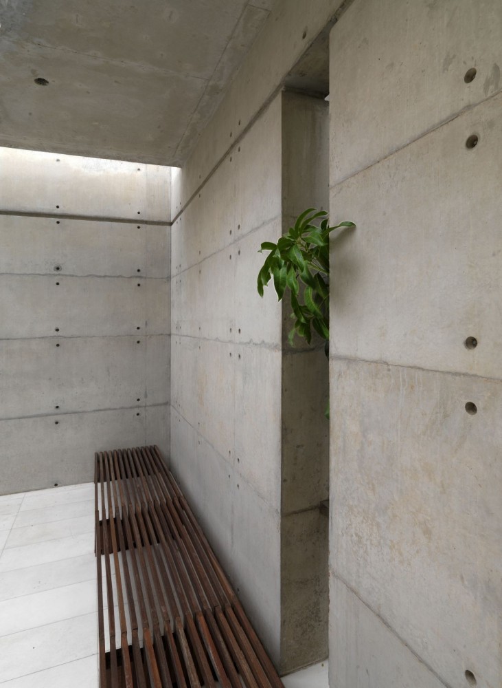 S.A Residence / Shatotto