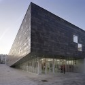Multi-Sport Complex in Antony / Archi5 Multi-Sport Complex in Antony / Archi5 © Thomas Jorio