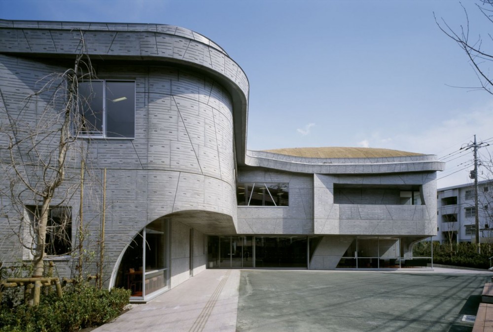 Karakida Community Center / Chiaki Arai Urban and Architecture Design