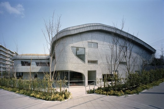 Karakida Community Center / Chiaki Arai Urban and Architecture Design