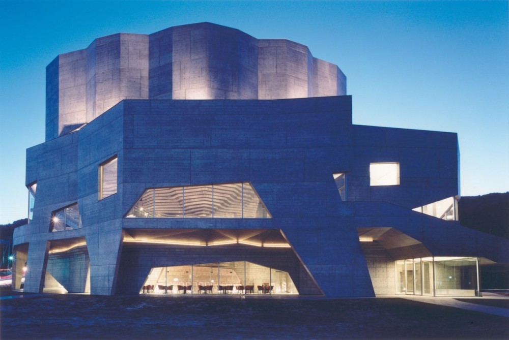 Ofunato Civic Center and Library / Chiaki Arai Urban and Architecture Design