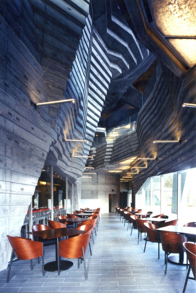 Ofunato Civic Center and Library / Chiaki Arai Urban and Architecture Design