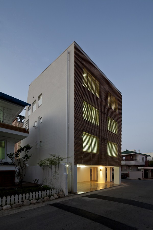 Louver Haus / Smart Architecture