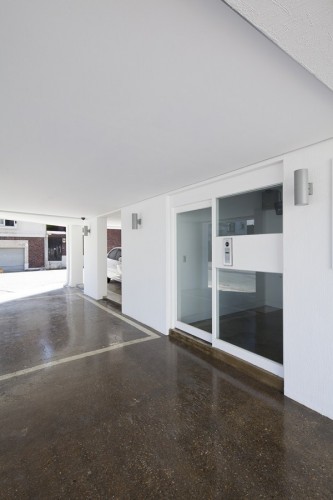 Louver Haus / Smart Architecture