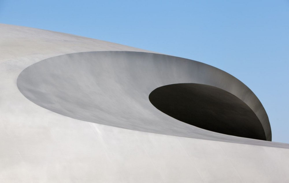 Porsche Pavilion at the Autostadt in Wolfsburg / Henn Architekten
