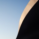 Porsche Pavilion at the Autostadt in Wolfsburg / Henn Architekten Porsche Pavilion at the Autostadt in Wolfsburg / Henn Architekten © HG Esch
