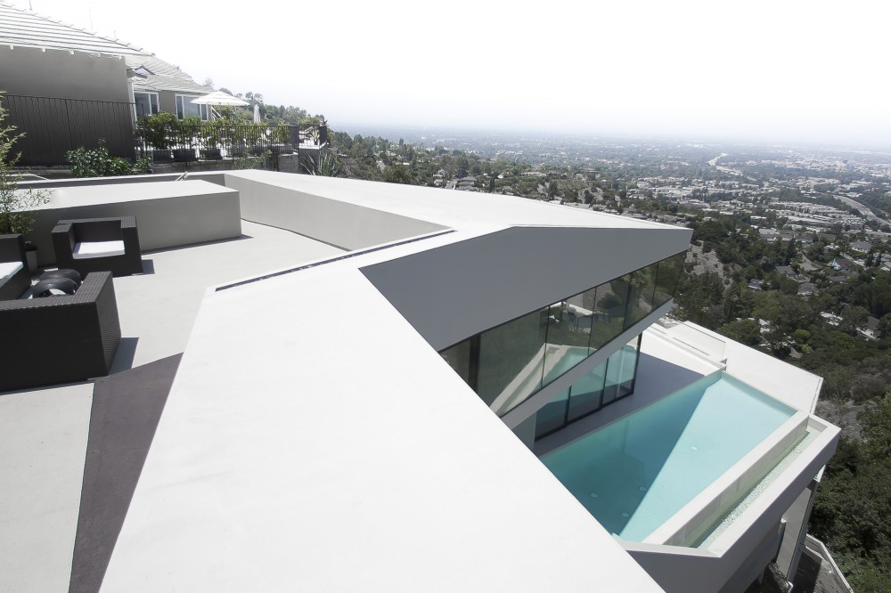 MUL:7691 / VOID Inc.