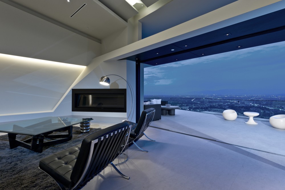 MUL:7691 / VOID Inc.